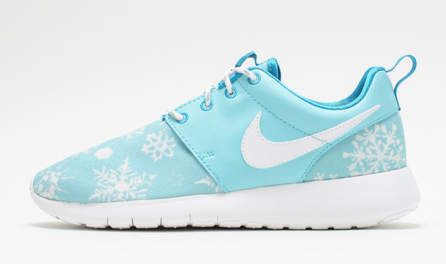 Nike Roshe One GS Winter Snowflakes