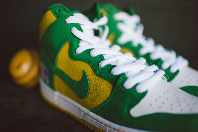 Oakland Nike SB Dunk High