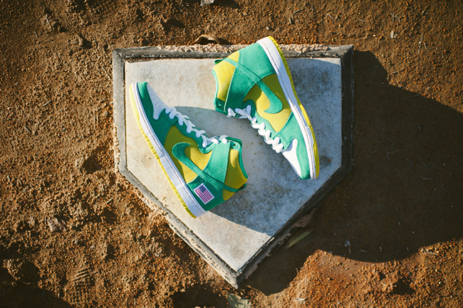 Oakland Nike SB Dunk High