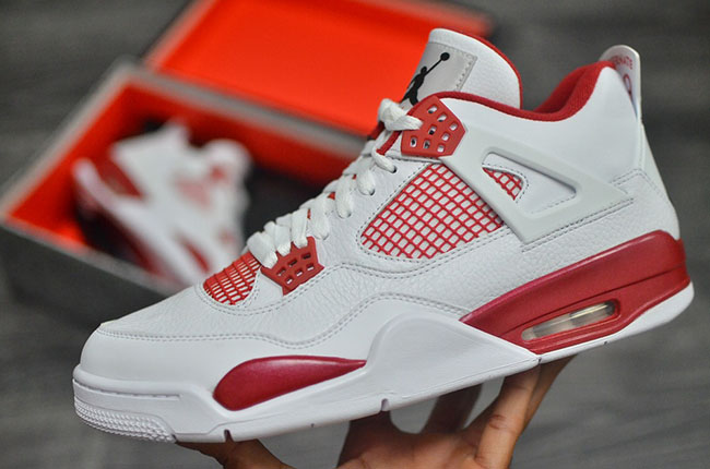 Air Jordan 4 Alternate 2016