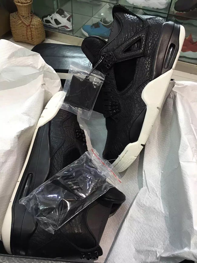 Air Jordan 4 Retro Premium Black