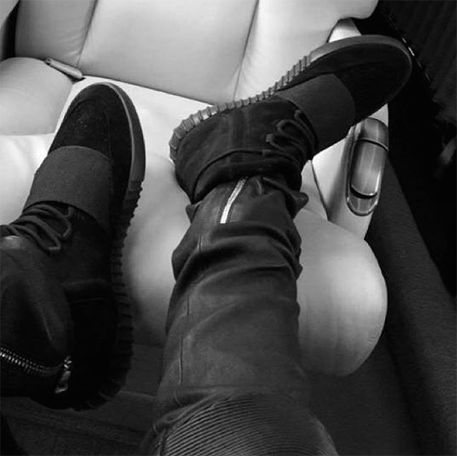 Black Yeezy 750 Travis Scott