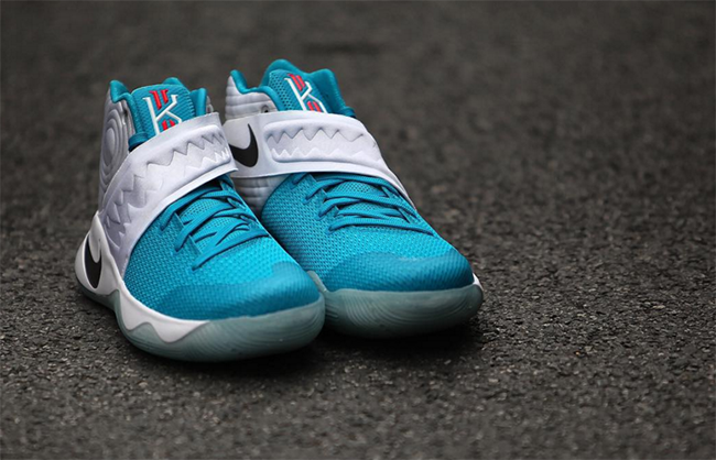 kyrie 2 christmas