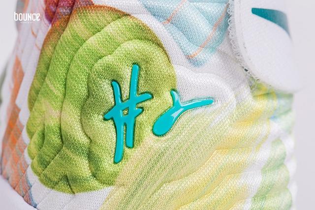 Easter Nike Kyrie 2