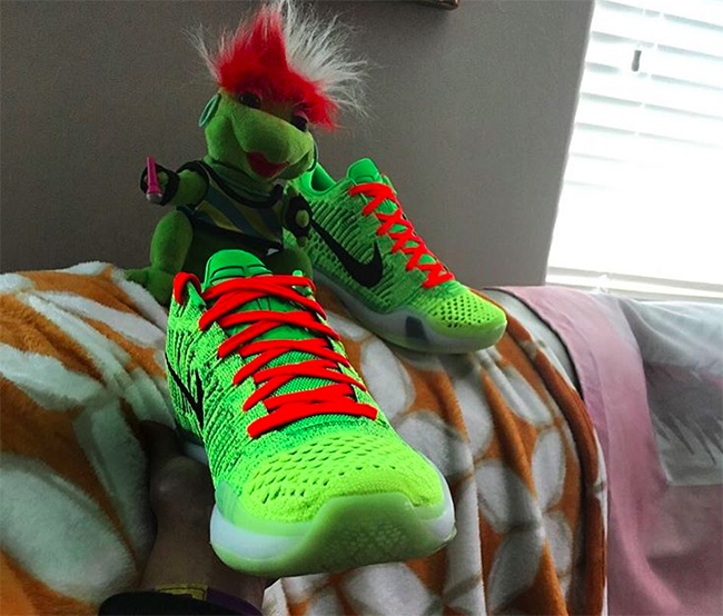 Grinch Nike Kobe 10 Elite ID