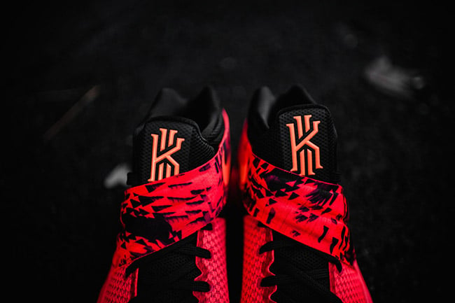 Inferno Nike Kyrie 2