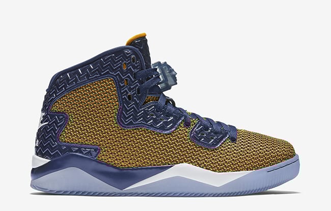 Jordan Air Spike 40 Dunk From Above