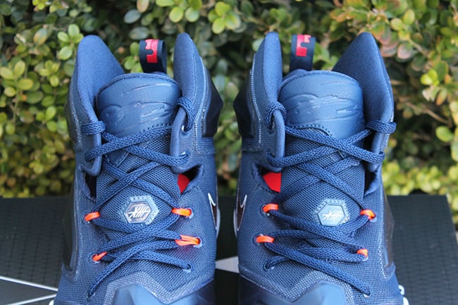 Midnight Navy Nike LeBron 13