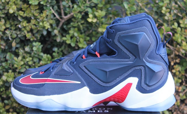 Midnight Navy Nike LeBron 13