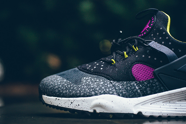 Nike Air Huarache Utility Safari Medium Berry