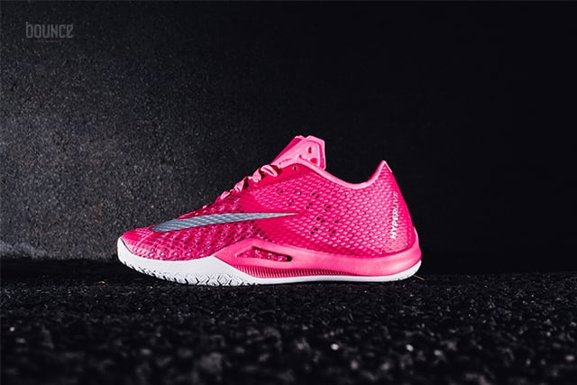 Nike Hyperlive Think Pink