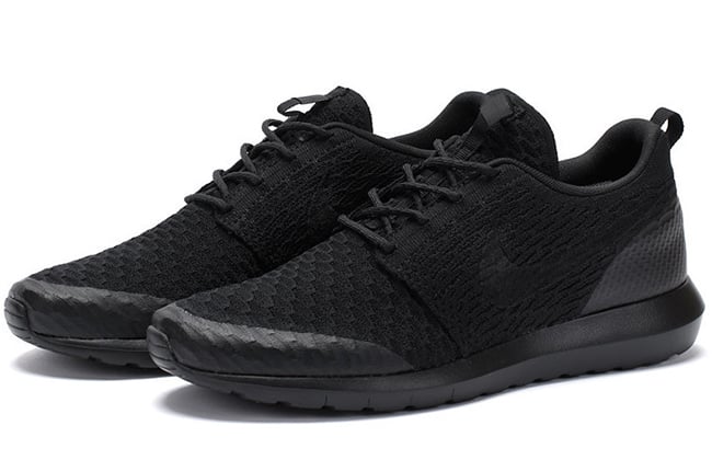 Nike Roshe NM Flyknit Black | SneakerFiles