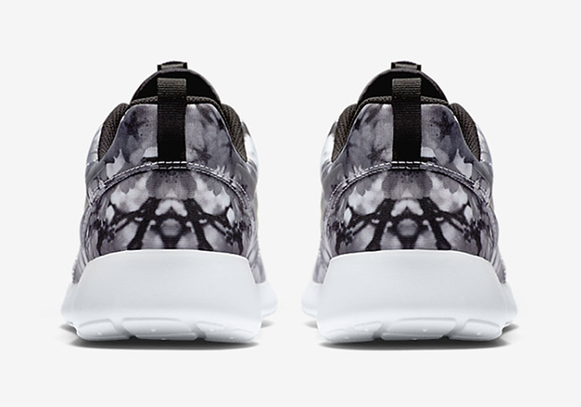 Nike Roshe One Cherry Blossoms