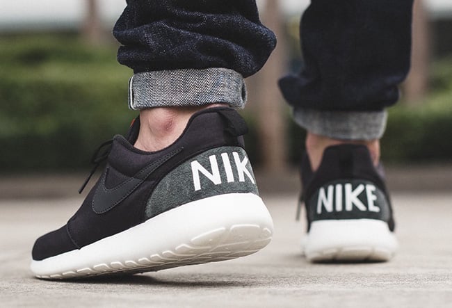 Nike Roshe One Retro Black