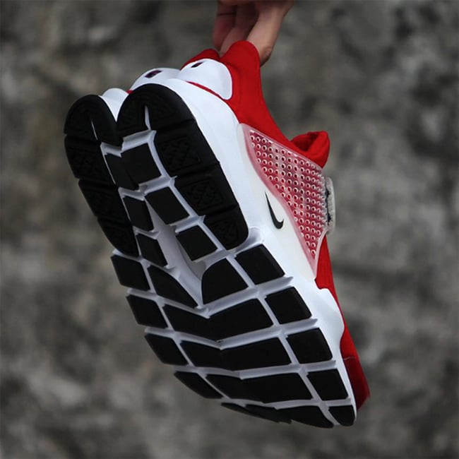 Nike Sock Dart Red White 2016