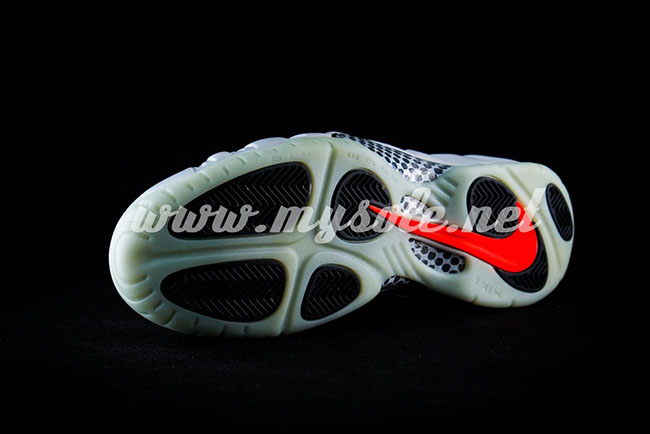 Pure Platinum Nike Air Foamposite Pro Yeezy