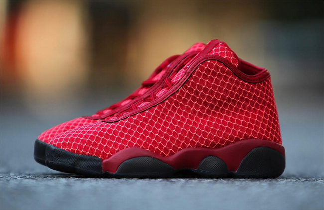 University Red Jordan Horizon