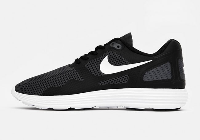 2016 Nike Lunar Flow