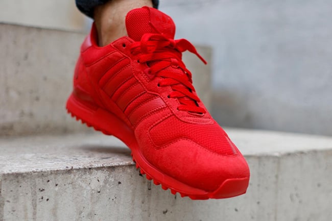 adidas ZX 700 Red