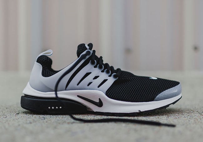 presto nike black and white