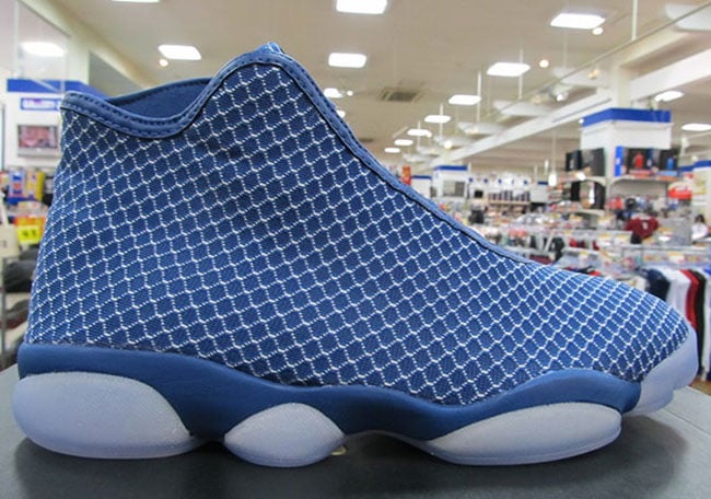 Jordan Horizon Military Blue