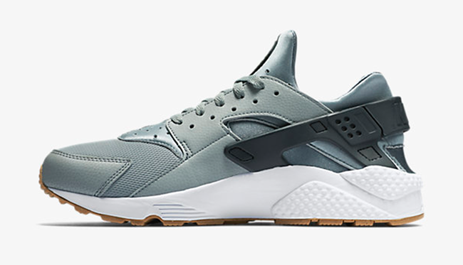 Nike Air Huarache Shark