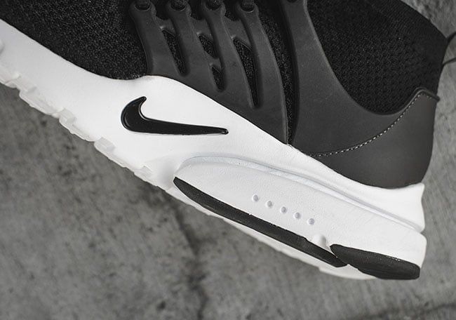 Nike Flyknit Presto Mid Black White