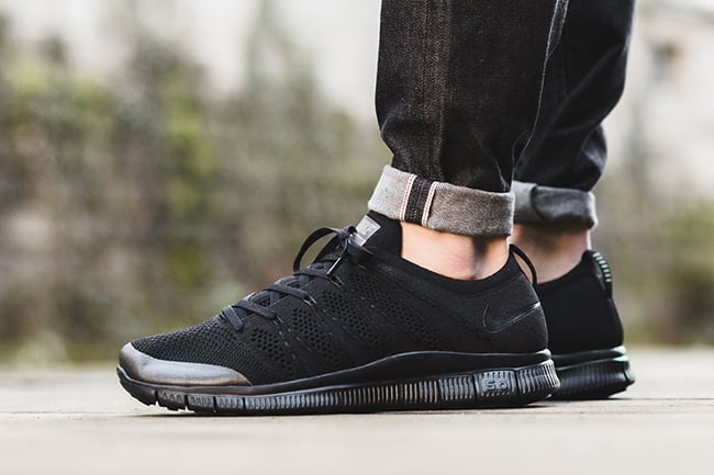 Nike Free Flyknit NSW ‘Blackout’