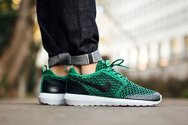 Nike Roshe NM Flyknit SE Lucid Green