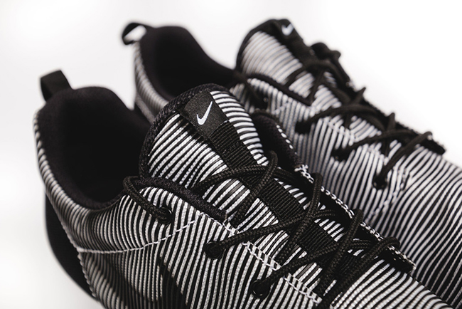 Nike Roshe One Premium Plus Stripes