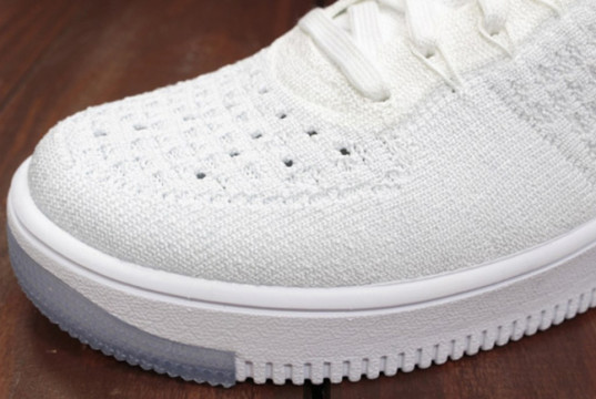 air force flyknit 2.0 white