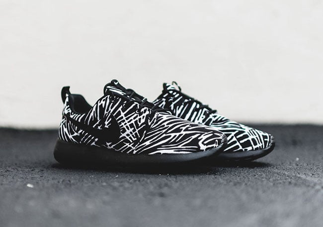 Nike WMNS Roshe One Print Black White