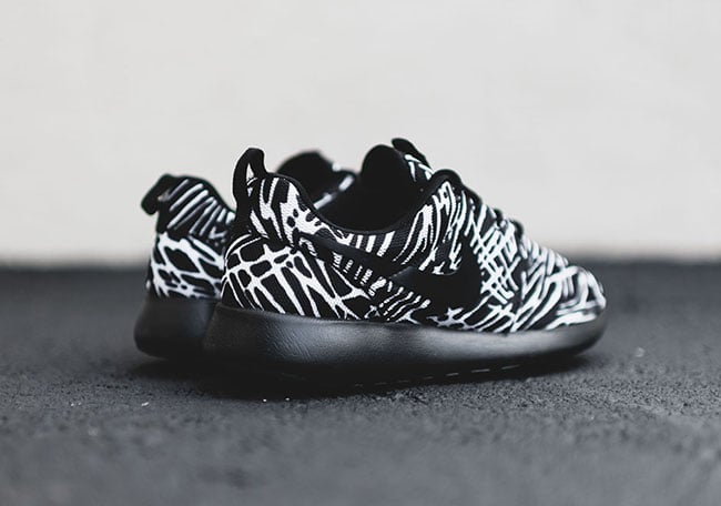 Nike WMNS Roshe One Print Black White