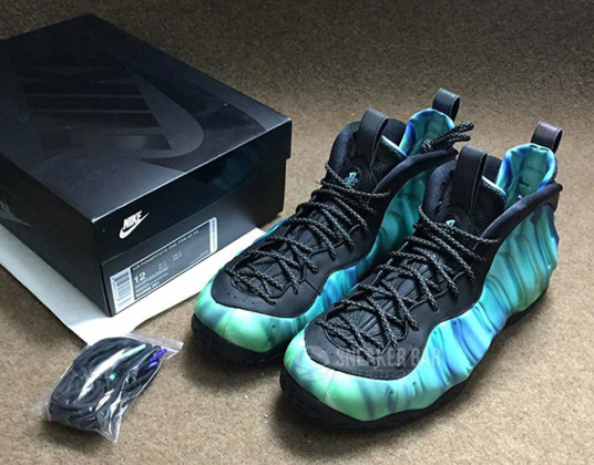 northern lights foamposite