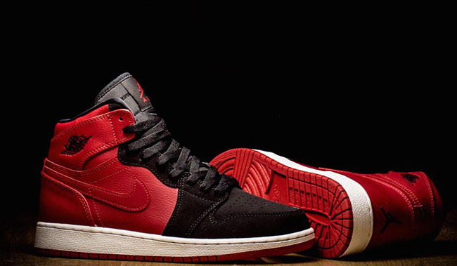 Air Jordan 1 High Black Varsity Red Bred