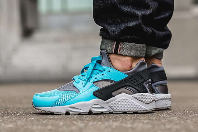 Beta Blue Nike Air Huarache