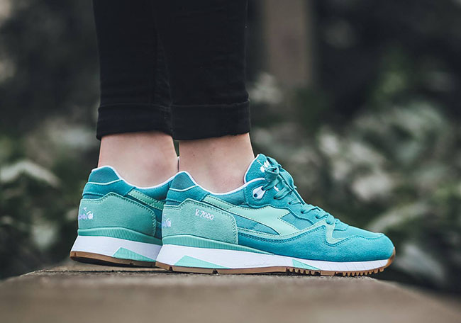 Diadora V7000 Aqua Pack