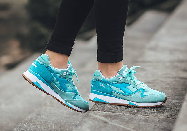 Diadora V7000 Aqua Pack