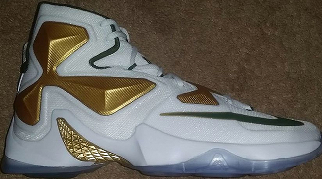 Nike LeBron 13 SVSM