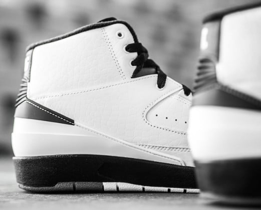 Jordan Future Infrared And Glow Kobe Milk Snake Size 7