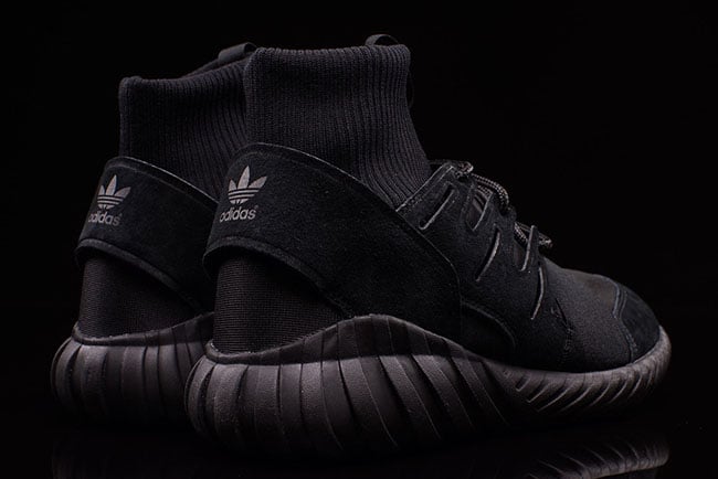 adidas tubular doom blackout