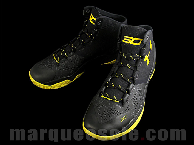 Under Armour Curry 2 Batman Black Yellow