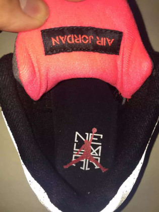 Nike Stores Online UK Outlet Air Jordan Retro 4 Shop UK Outlet