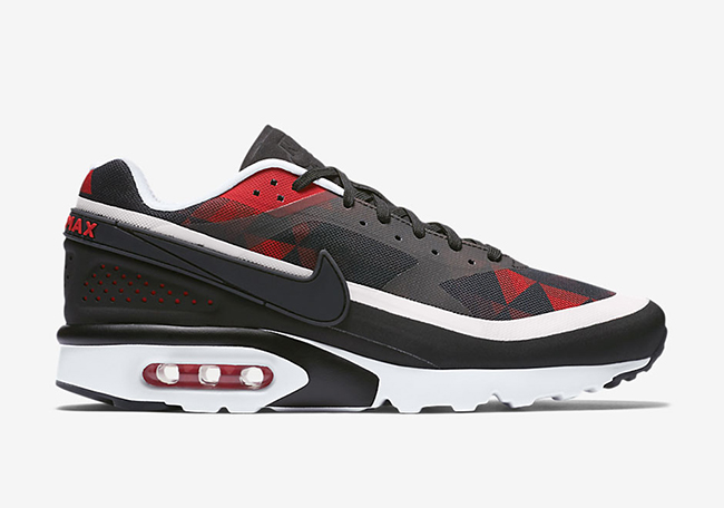 Nike Air Classic BW Ultra Graphic