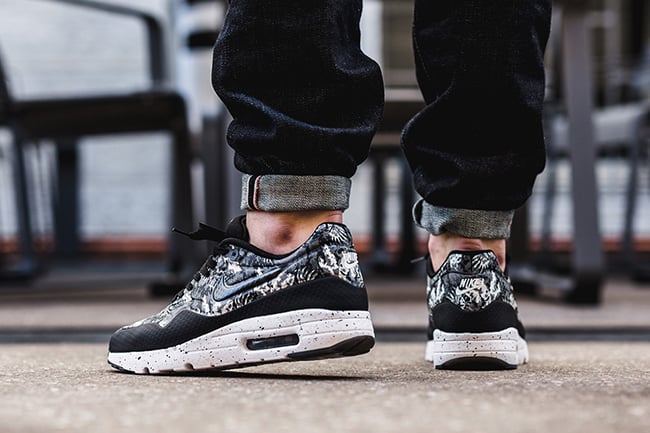 nike air max 1 dark grey black white print