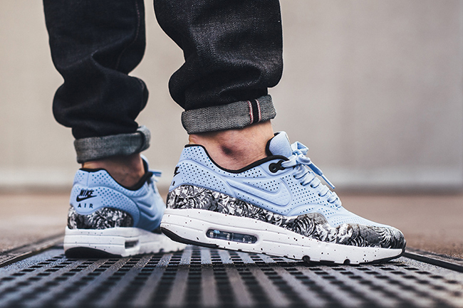 Geneigd zijn Van Agressief Nike Air Max 1 Ultra Moire Monochrome Floral | SneakerFiles