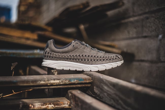 Nike Mayfly Woven Colors Release