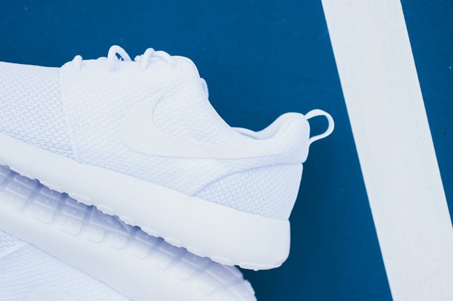 Nike Roshe One Triple White