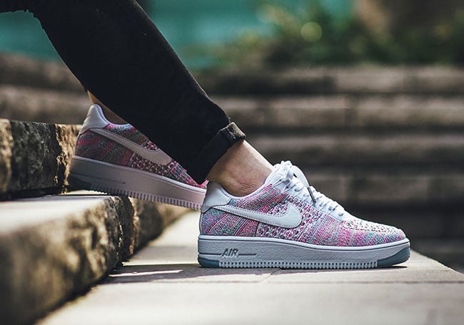 Nike WMNS Air Force 1 Low Flyknit White Radiant Emerald
