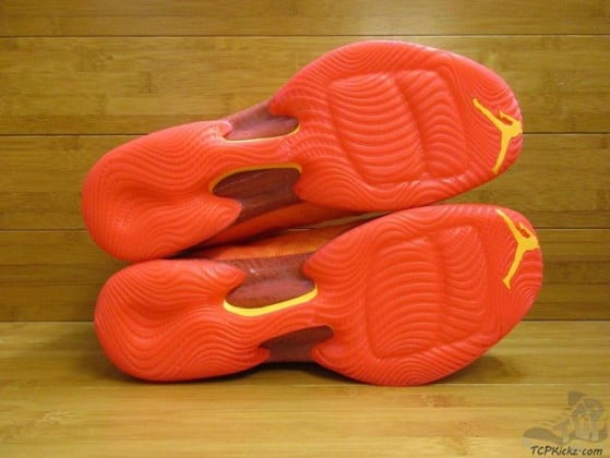 Nike Roshe Run Id Yeezy 2 Nike Air Max Sneakers